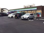 ファミリーマート　日野三沢店