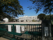 日野市立潤徳小学校